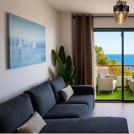Cala Esmeralda * La Cala de Finestra